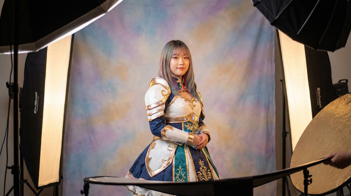 蜜桃视频文化研究顾问李教授